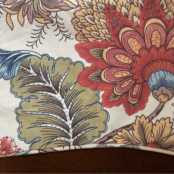 Floral Patterned valence - Picture 2 of 7